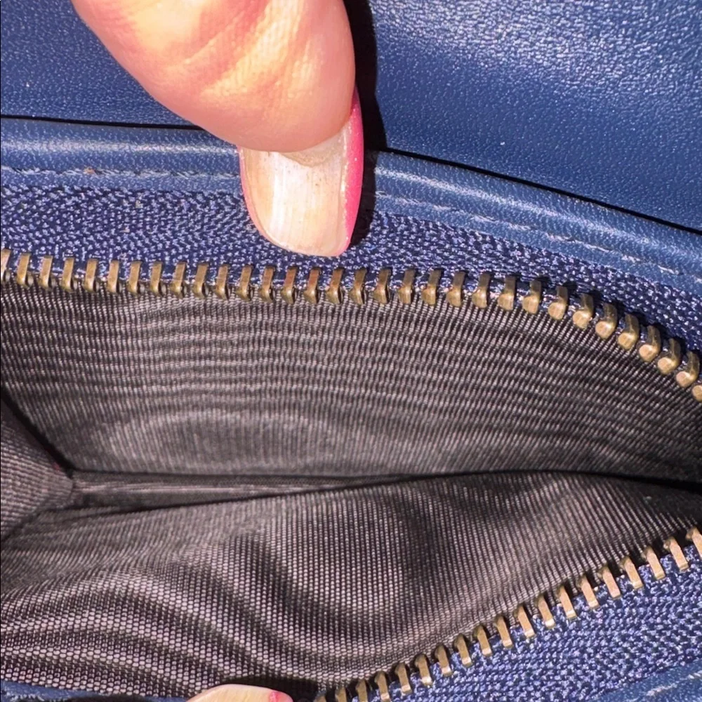 GUCCI Denim GG Marmont Floral Embroidered Compact Wallet - Picture 11 of 12